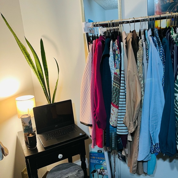 ✨ CLEAN OUT SALE ✨ - Picture 7 of 8